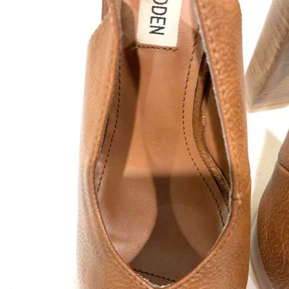 Steven Madden Brown Wedge Shoe (size: 7) - Picture 13 of 16